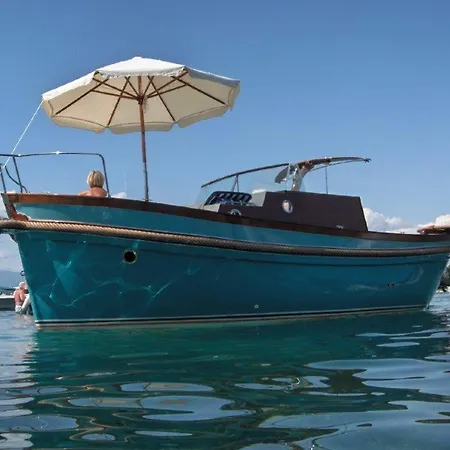 Een Parel Aan De Cote D'azur!